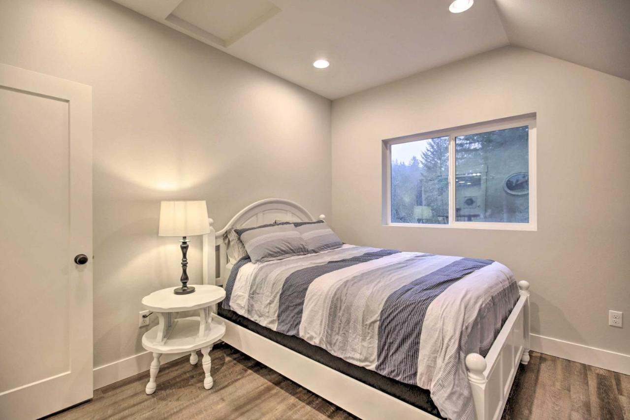 Chic Farmhouse With Creek In Heart Of Wine Country! 맥민빌 외부 사진